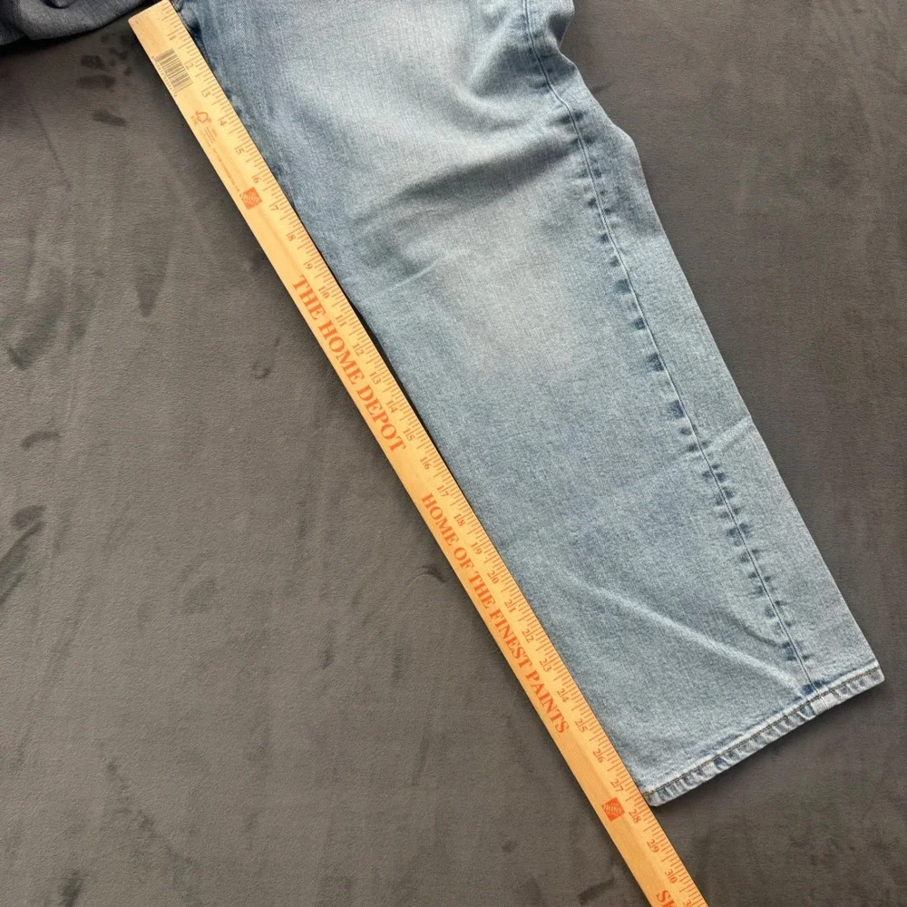 American Eagle Mens Easy Flex Straight Jeans Light Wash Blue 38x30 Denim Pants